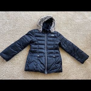 Girls NorthFace Winter Coat Size: LG (14/16)